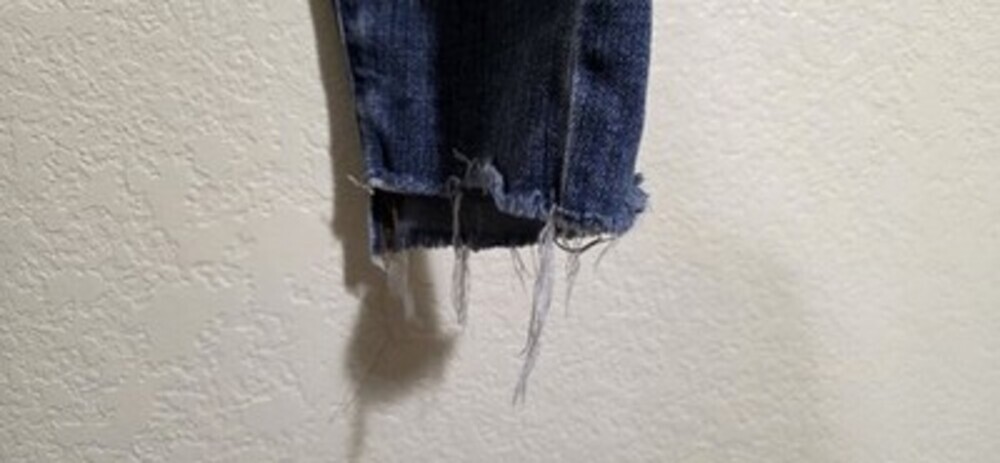 Frame Le Garcon Crop Distressed Women Size 28 Blue Jeans Soft Denim Easy Care - Picture 2 of 6